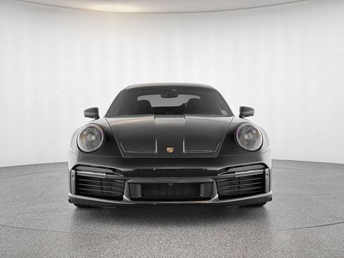 Used 2022 Porsche 911 Turbo S image 10