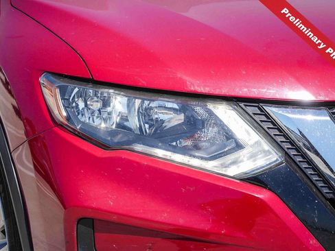Used 2017 Nissan Rogue S FWD image 4