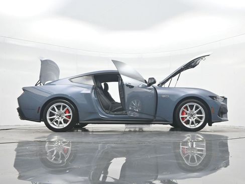Used 2024 Ford Mustang GT Premium RWD image 83
