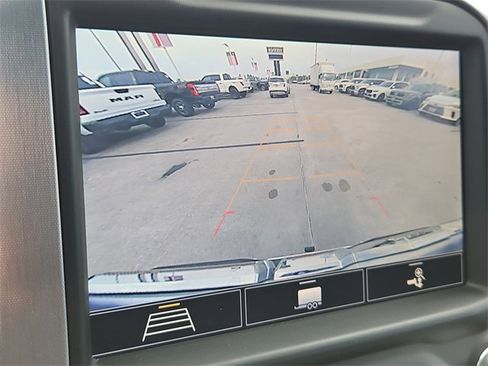 Used 2020 GMC Sierra 1500 SLT image 18