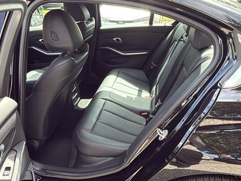 Used 2025 BMW 330i Sedan RWD image 16