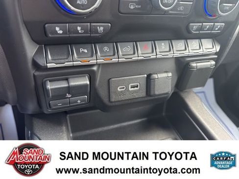 Used 2021 Chevrolet Silverado 1500 LTZ AWD/4WD image 21