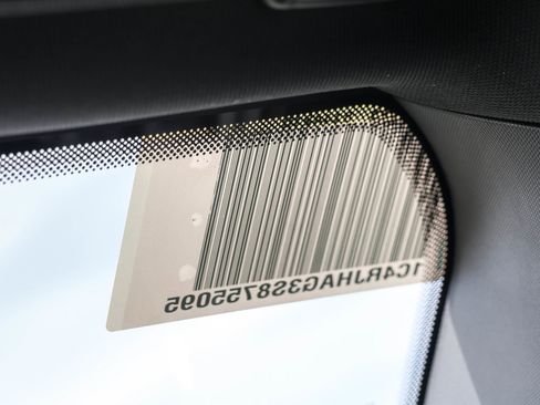 New 2025 Jeep Grand Cherokee Altitude image 30