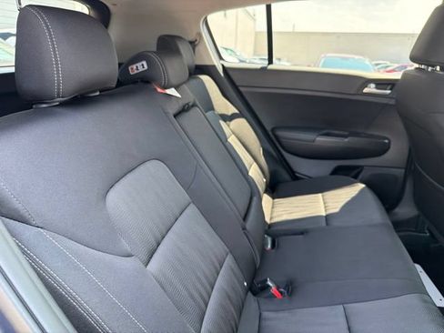 Used 2017 Kia Sportage LX FWD image 24
