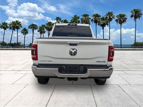 Used 2022 RAM 3500 Limited image 7