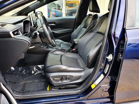 Used 2020 Toyota Corolla XSE FWD image 30
