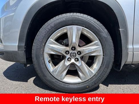 Used 2016 Toyota Highlander Limited AWD/4WD image 14