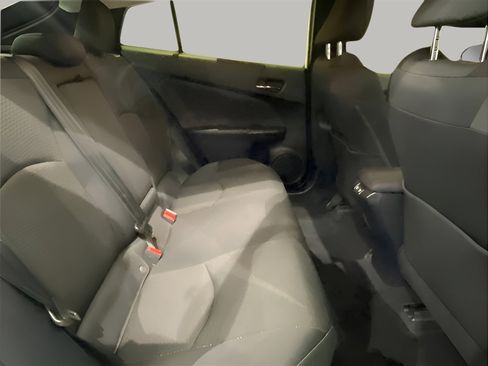 Used 2022 Toyota Prius LE image 14
