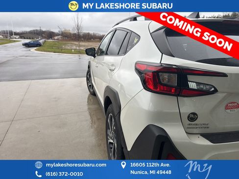 Used 2024 Subaru Crosstrek 2.0i Premium image 4