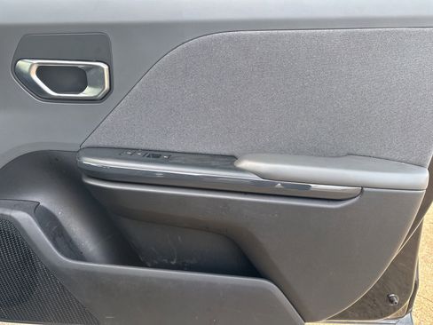 Used 2025 Kia K4 EX image 19