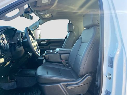 Used 2025 Chevrolet Silverado 2500 W/T w/ WT/CX Safety Package image 20