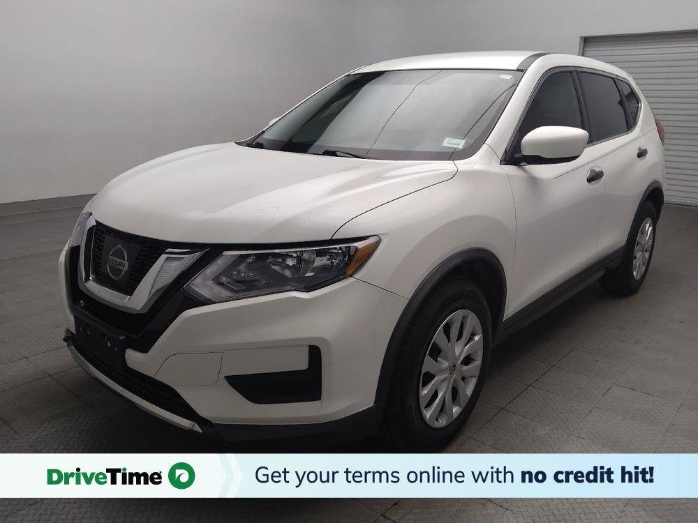 Used 2017 Nissan Rogue S FWD image 1