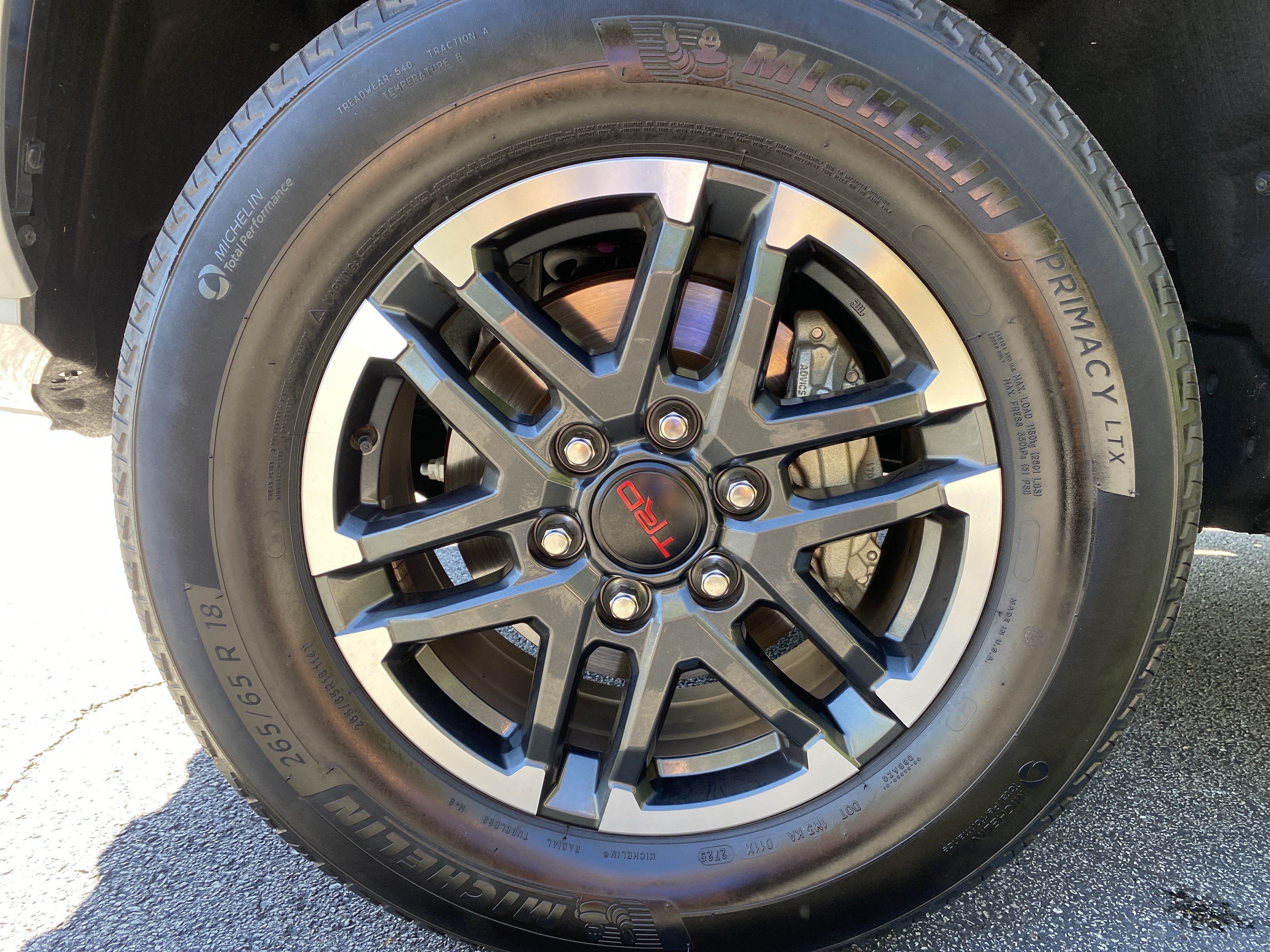 Used 2025 Toyota Tacoma TRD Sport AWD/4WD image 42