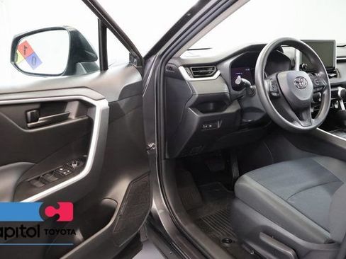 Certified 2023 Toyota RAV4 LE AWD/4WD image 9