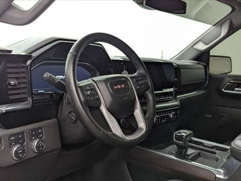 Used 2023 GMC Sierra 1500 SLT AWD/4WD image 23