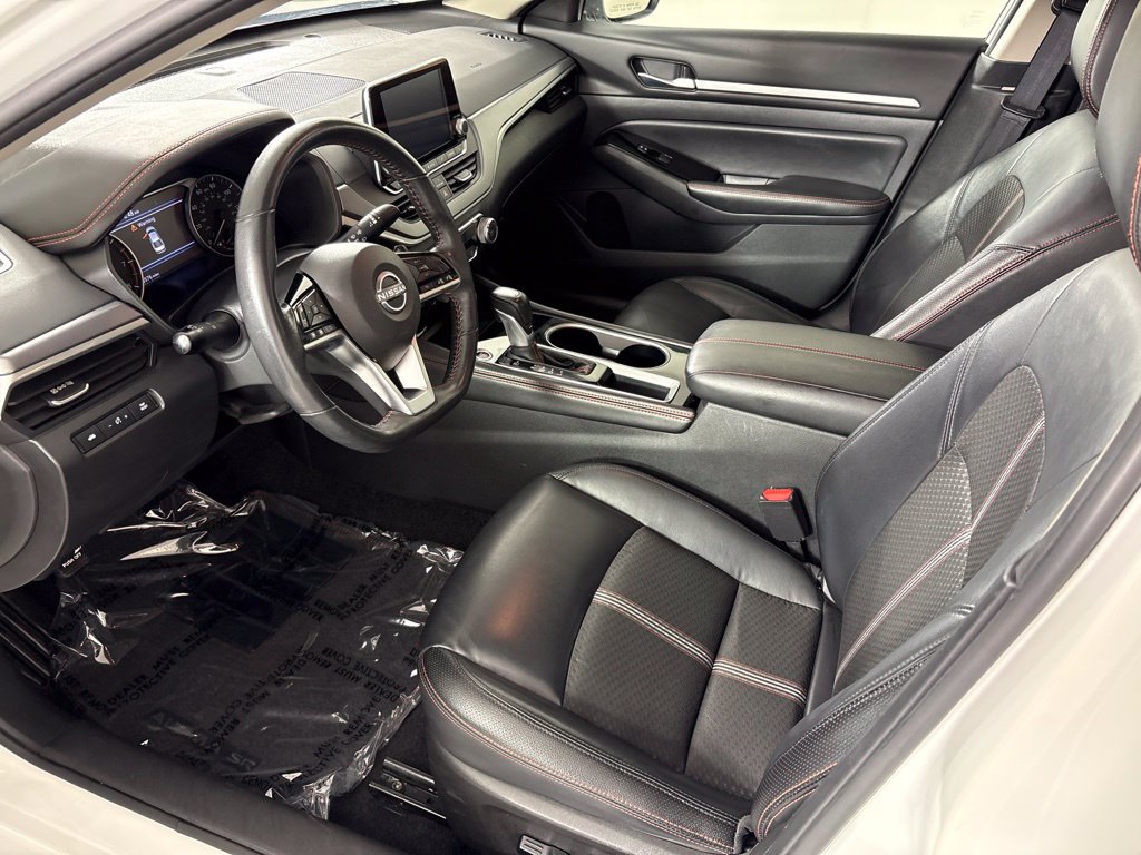 Used 2024 Nissan Altima 2.5 SR FWD image 28