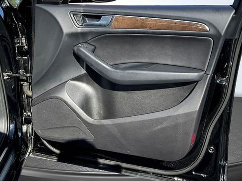 Used 2016 Audi Q5 2.0T Premium Plus w/ Premium Plus Package image 26