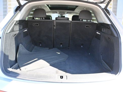 Certified 2024 Audi Q5 2.0T Premium Plus w/ Premium Plus Package image 17