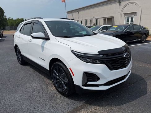 Used 2024 Chevrolet Equinox RS FWD image 4