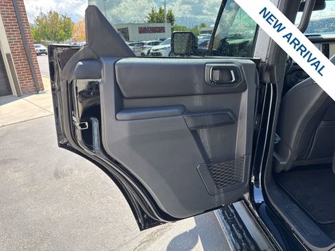 Used 2025 Ford Bronco Outer Banks AWD/4WD image 15