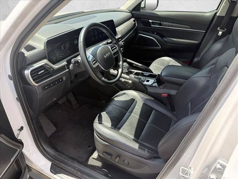 Used 2024 Kia Telluride EX FWD image 8