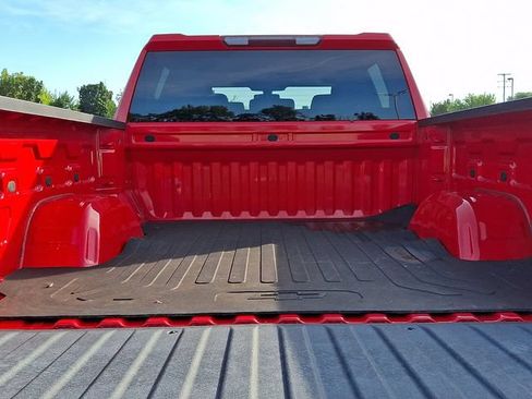 Used 2020 Chevrolet Silverado 1500 Custom w/ Custom Value Package AWD/4WD image 28