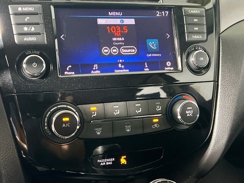 Used 2019 Nissan Rogue Sport S w/ Appearance Package FWD image 26