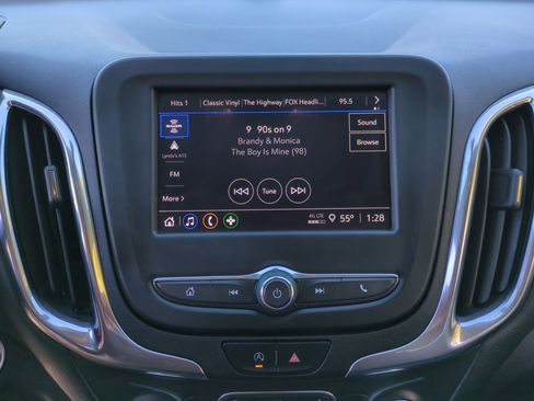 Used 2022 Chevrolet Equinox LT image 13