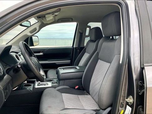 Used 2016 Toyota Tundra SR5 image 9