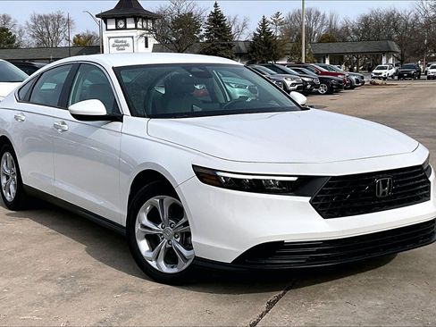 Used 2024 Honda Accord LX image 35