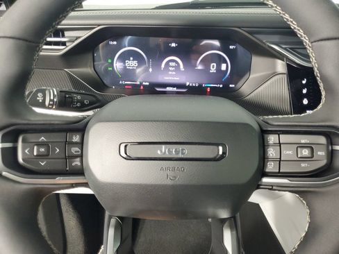 Used 2026 Jeep Cherokee Overland w/ Advanced Pro Tech Group AWD/4WD image 22