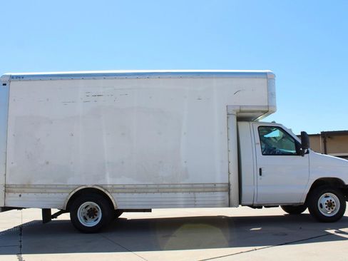 Used 2007 Ford E-450 and Econoline 450 RWD image 38