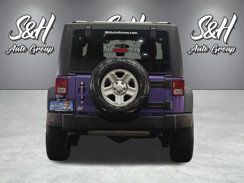 Used 2018 Jeep Wrangler Unlimited Sport w/ Connectivity Group AWD/4WD image 18