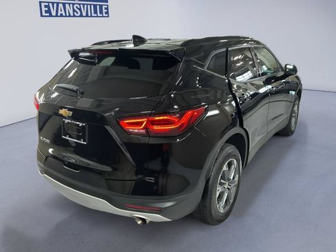 Used 2024 Chevrolet Blazer LT w/ Convenience Package FWD image 4