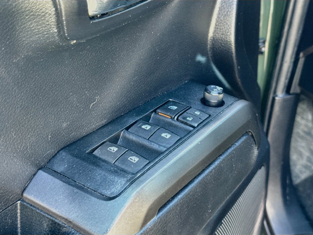 Used 2021 Toyota Tacoma TRD Sport w/ Technology Package RWD image 17