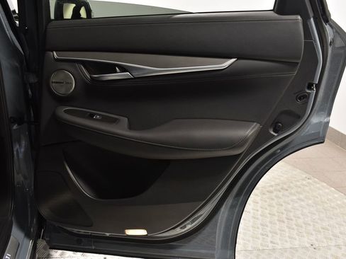 Certified 2025 INFINITI QX55 Essential w/ Accent Package image 30