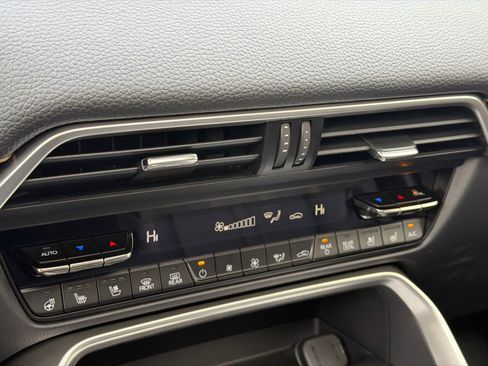 New 2026 MAZDA CX-90 Plug-In Hybrid w/ Preferred image 28