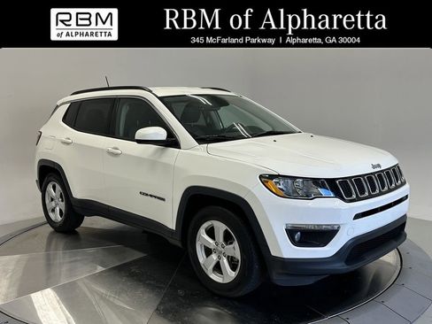 Used 2019 Jeep Compass Latitude w/ Popular Equipment Group image 1