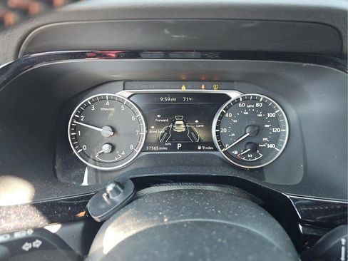 Used 2024 Nissan Pathfinder Rock Creek AWD/4WD image 7