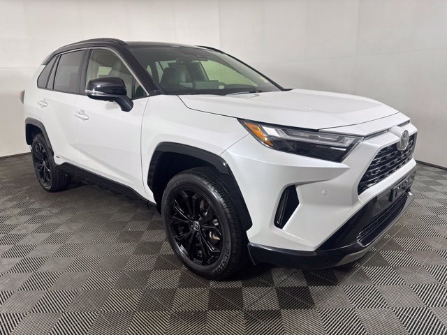 Used 2025 Toyota RAV4 XSE w/ Advanced Technology Package AWD/4WD image 1