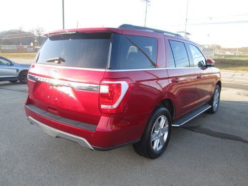 Used 2021 Ford Expedition XLT image 6