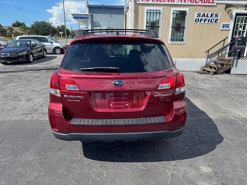 Used 2014 Subaru Outback 2.5i Limited w/ Moonroof Package AWD/4WD image 7