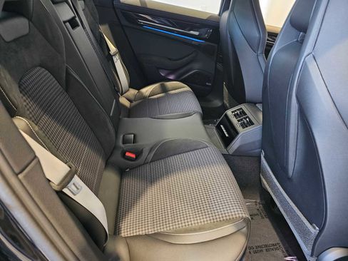 New 2024 Porsche Panamera 4 image 14