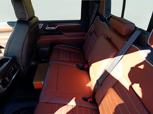 New 2026 GMC Sierra 3500 Denali Ultimate image 28