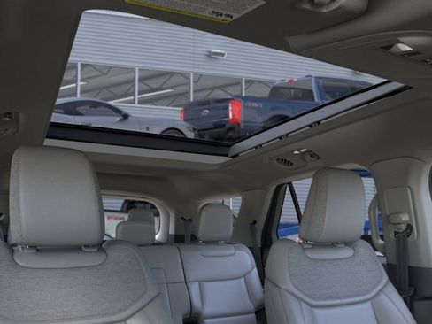 New 2026 Ford Explorer Active image 22