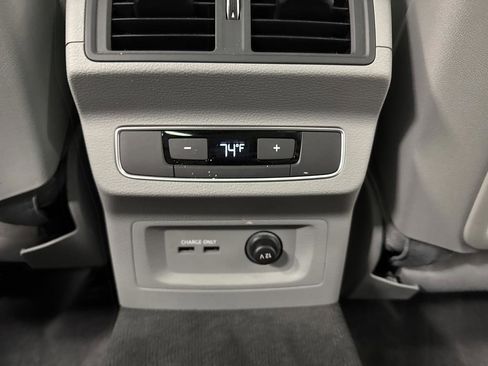 Used 2023 Audi Q5 2.0T Premium Plus w/ Premium Plus Package image 32