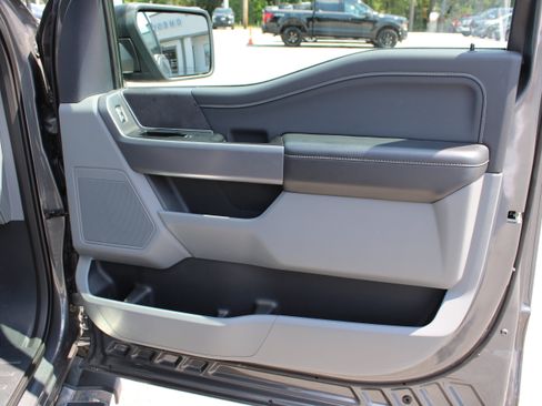 Used 2025 Ford F150 XLT w/ Equipment Group 301A Standard AWD/4WD image 16