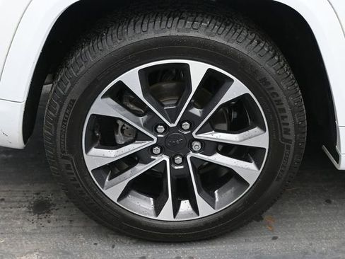 Used 2023 Jeep Grand Cherokee Overland image 38