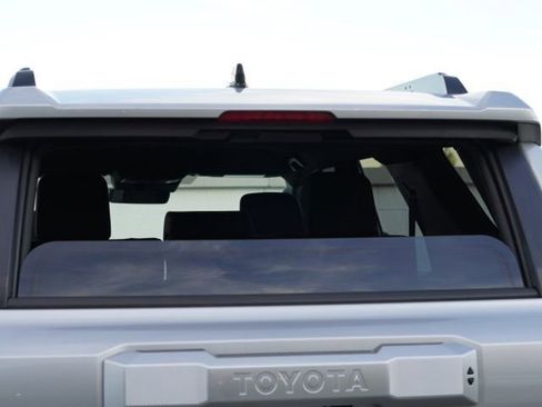 Used 2025 Toyota 4Runner TRD Sport image 12