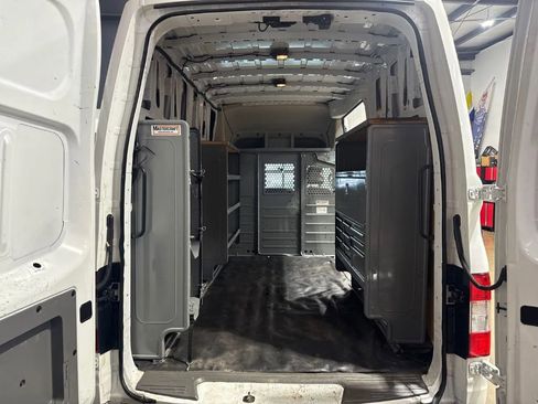 Used 2020 Nissan NV 2500 SV RWD image 17